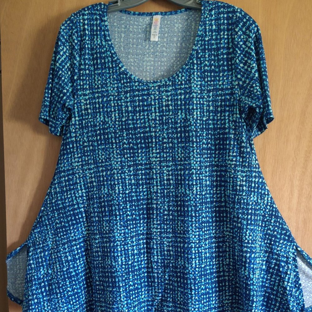 Blue LulaRoe XS  rn142161 top